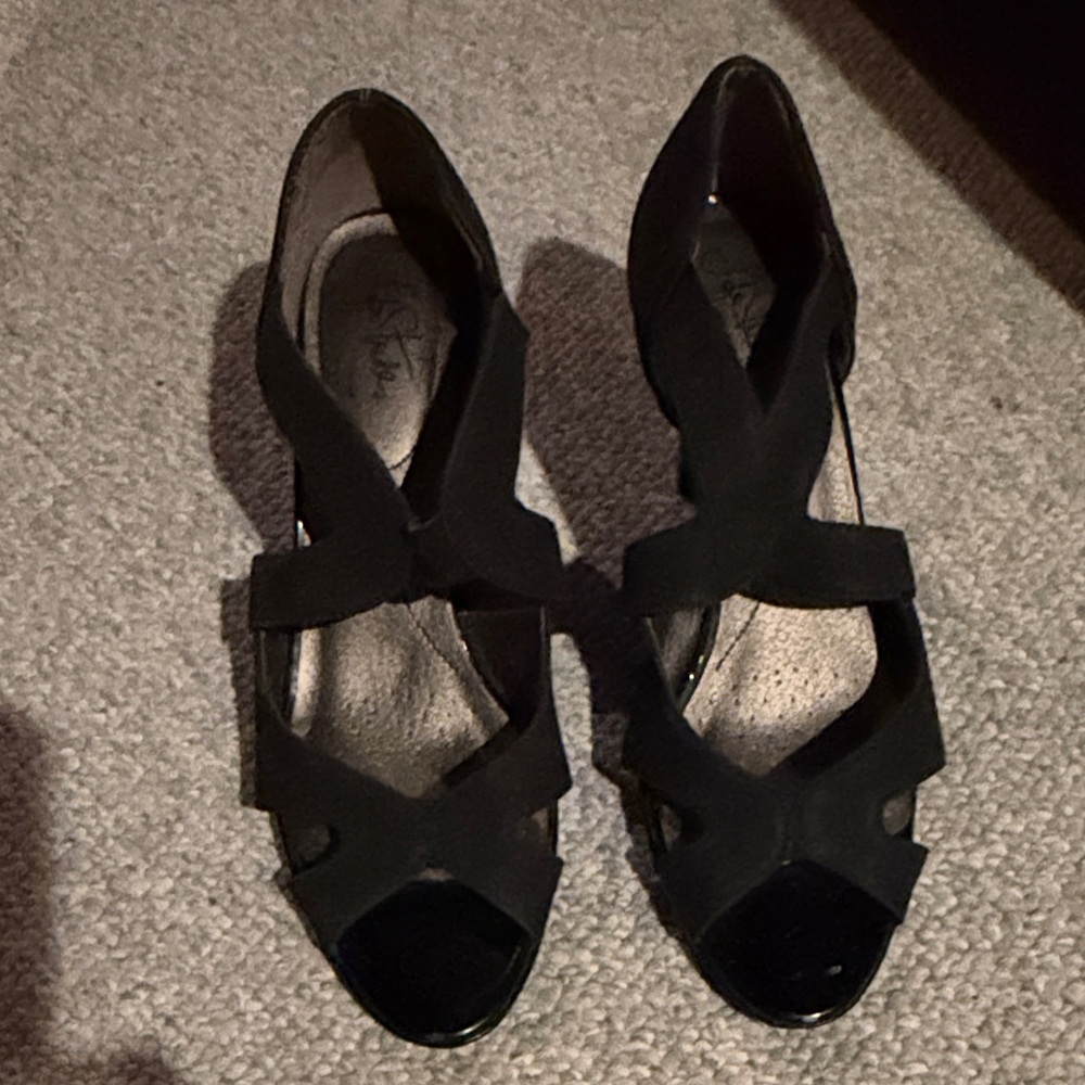 Life Stride Black Women's Heels
